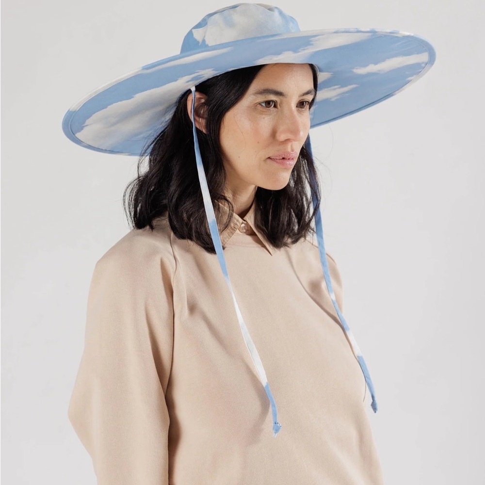 BAGGU Blue Cloud Print Sun Hat